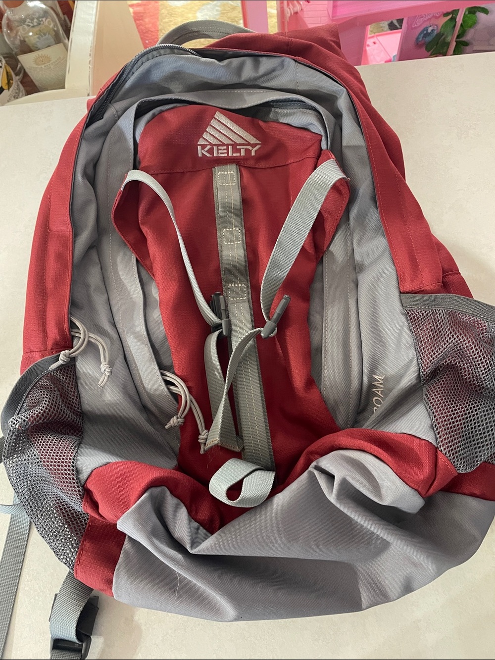 KELTY Roam Men’s Red and Gray Everyday Hiking Backpack